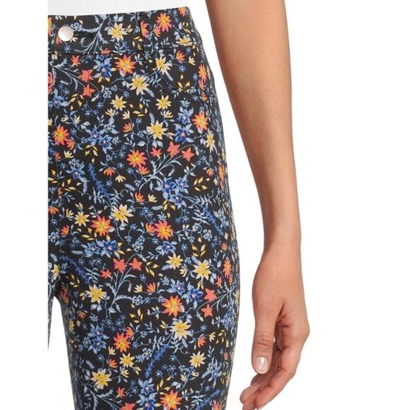 Floral High Rise Jeggings - Picture 4 of 5